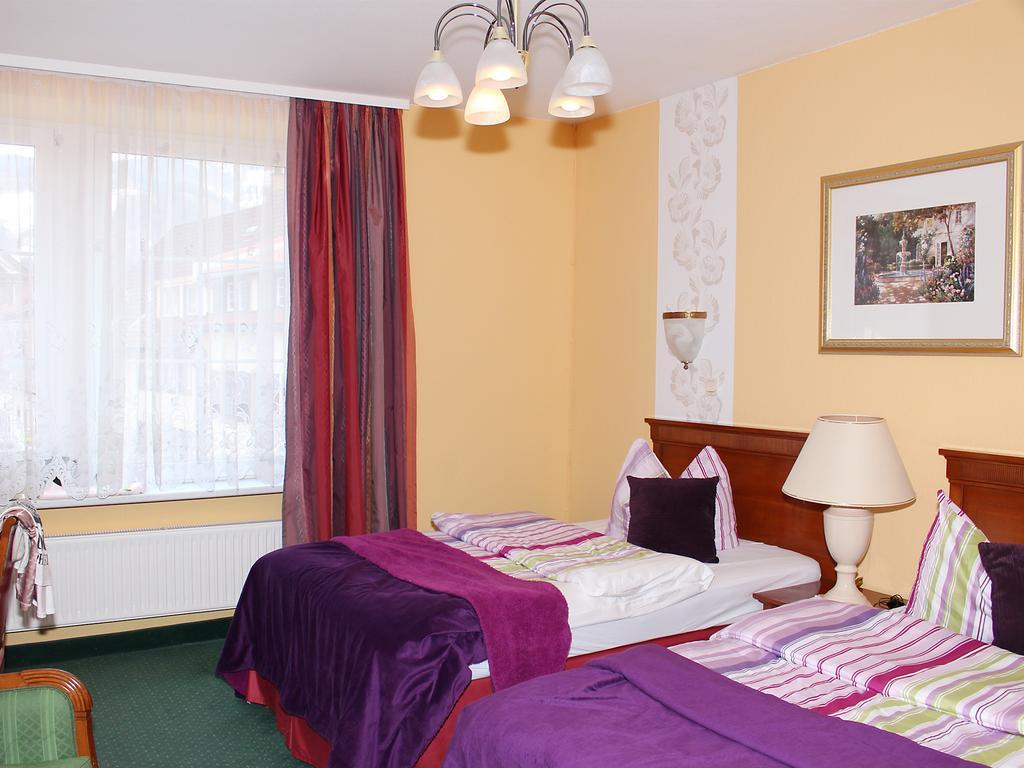 Parkhotel Sonne Schonau im Schwarzwald Ngoại thất bức ảnh