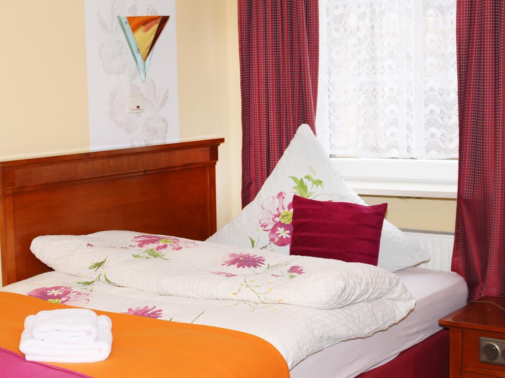 Parkhotel Sonne Schonau im Schwarzwald Ngoại thất bức ảnh