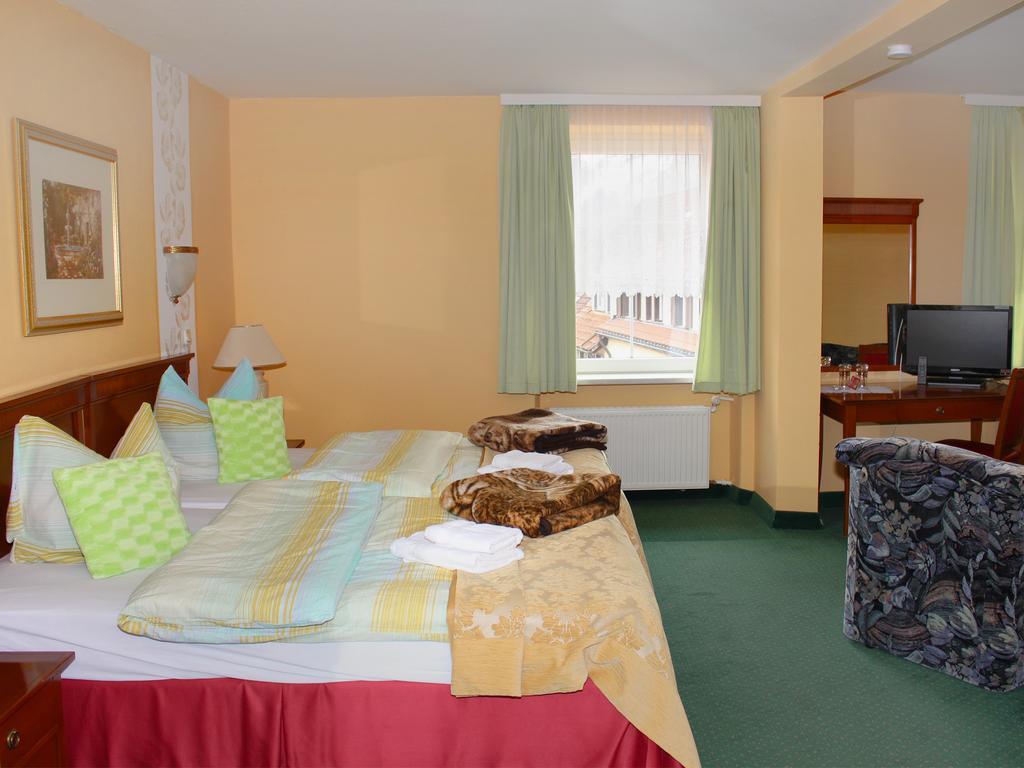 Parkhotel Sonne Schonau im Schwarzwald Ngoại thất bức ảnh